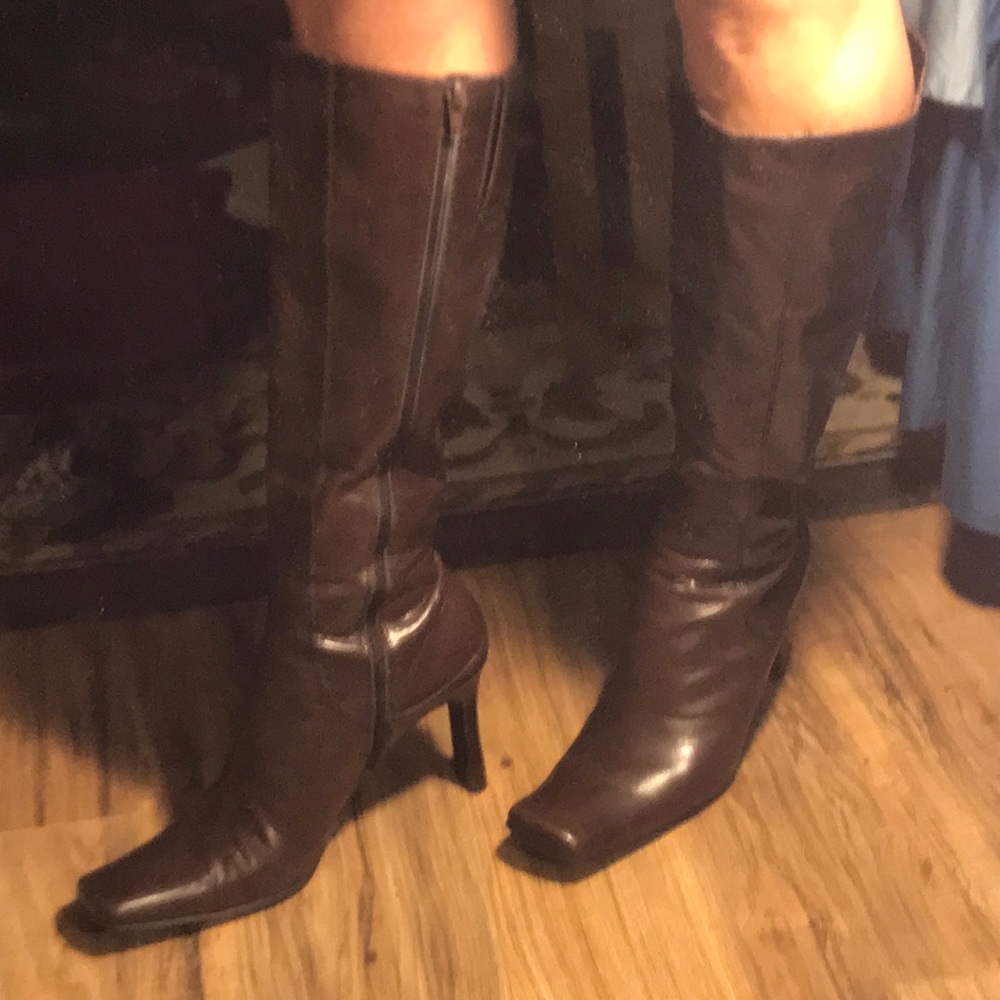 Knee high brown, high heeled boots
